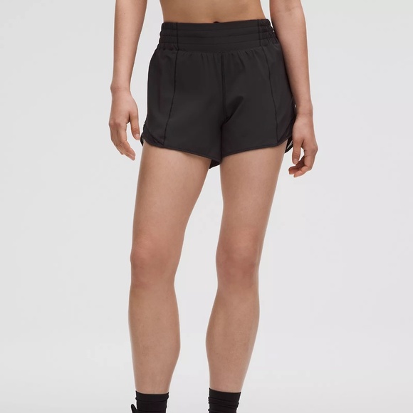 Lululemon Hotty hot shorts, Inseam 4", Size 14, Colour black - Picture 1 of 5